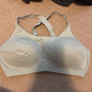Seamless Perforated Sports Bra
